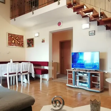 Apartament Marija *
